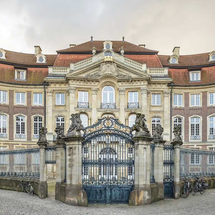 Der Erbdrostenhof (vergrößerte Bildansicht wird geöffnet)