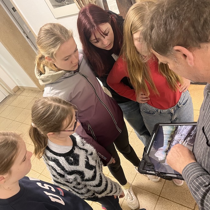 Arbeit mit der Scanner-Software (vergrößerte Bildansicht wird geöffnet)