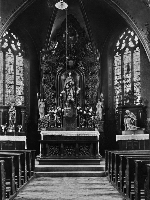 Altarretabel der ehemaligen Schlosskapelle vor 1886/1888 (vergrößerte Bildansicht wird geöffnet)