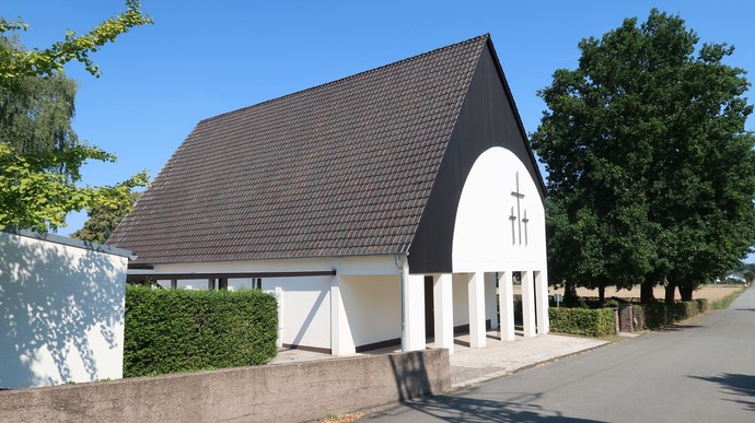 Friedhofskapelle in Bad Holzhausen 2018.
