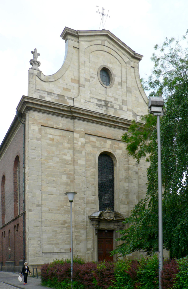 Westfassade der Aegidiikirche