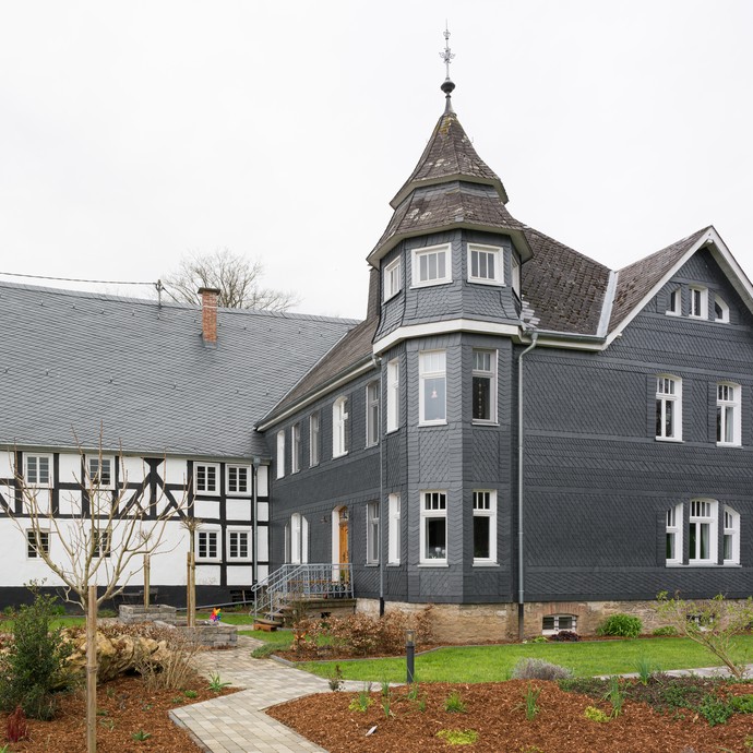 Ansicht Turmhaus (vergrößerte Bildansicht wird geöffnet)