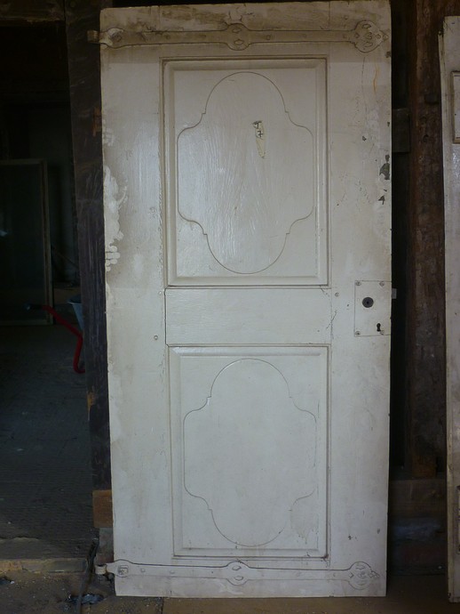 Tür (vergrößerte Bildansicht wird geöffnet)