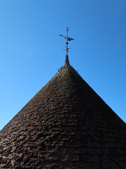 Doppelturmfassade im Vorzustand 2018 (vergrößerte Bildansicht wird geöffnet)