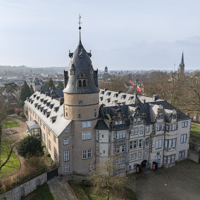 Schloss Detmold (vergrößerte Bildansicht wird geöffnet)