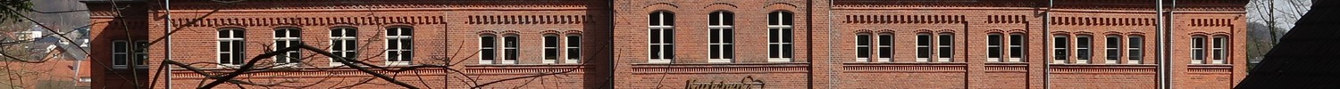 Bahnhofsempfangsgebäude Westfassade, nach Abschluss