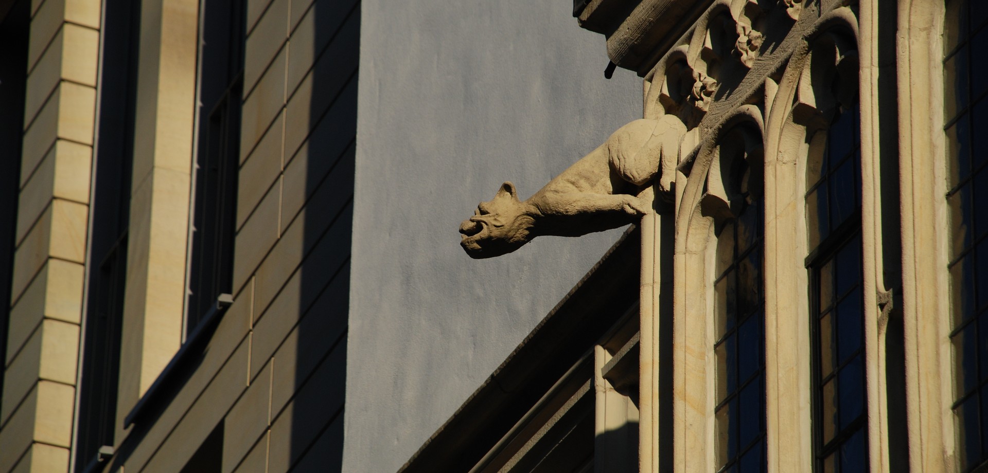 Haus ...