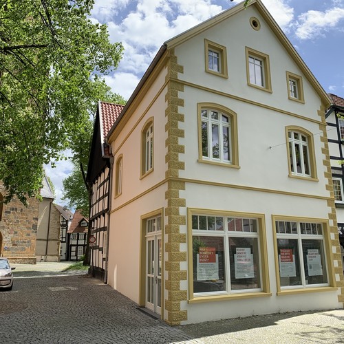 Doppelhaus an der Bahnhofstraße 7 in Halle