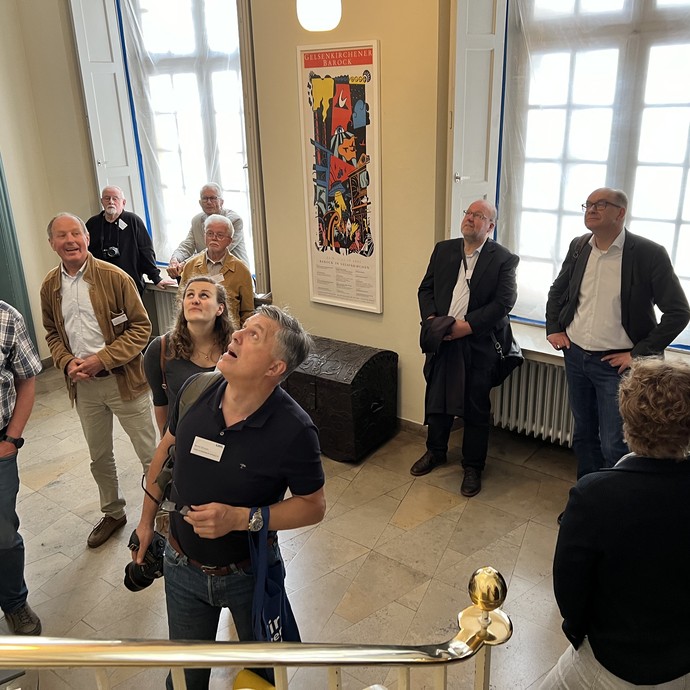 Treppenhaus von 1958 im Westflügel (vergrößerte Bildansicht wird geöffnet)
