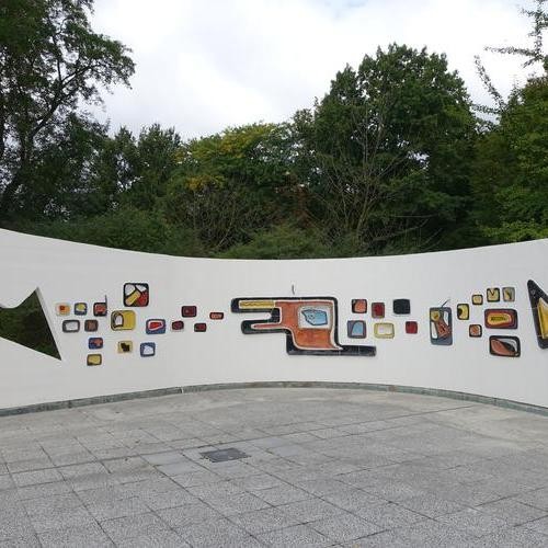Keramikkunstwand des ehemaligen Parkcafés im Westfalenpark Dortmund