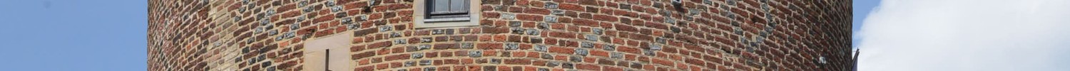 Der Holkensturm mit Rautenmuster
