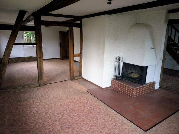 Wohnzimmer mit Kamin